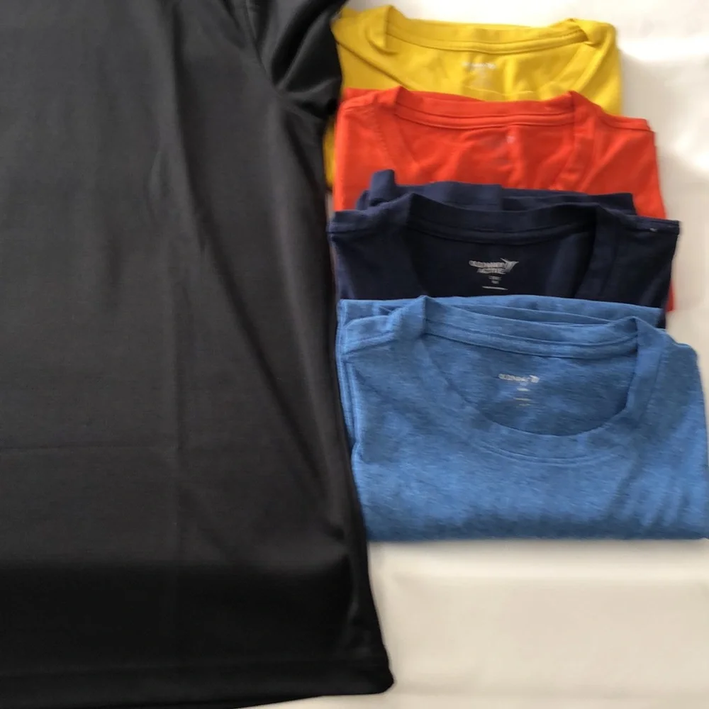 Set of (5) Old Navy men’s workout T-shirts - Picture 4 of 4